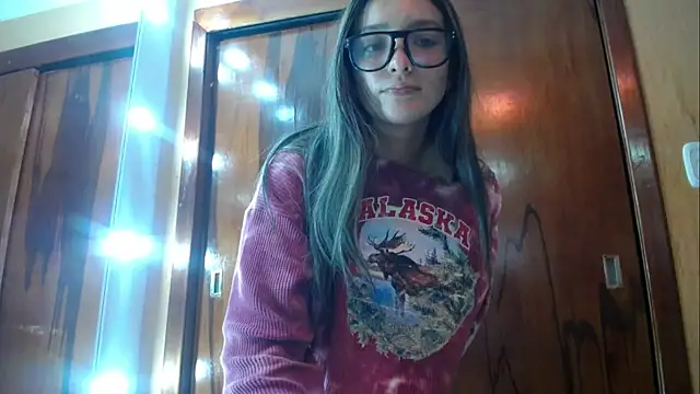 miss lilieth online show from May 10, 2026, 2:11 pm