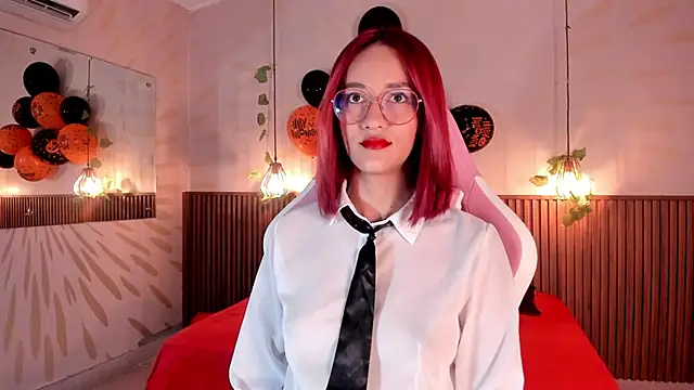 Snapshot of daphne_courtis chatting on October 21, 2025, 3:18 am daphne courtis online show from October 21, 2025, 3:18 am