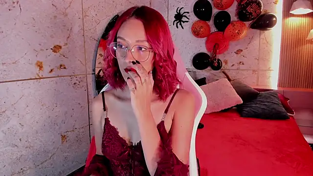 Snapshot of daphne_courtis chatting on October 29, 2025, 1:30 am daphne courtis online show from October 29, 2025, 1:30 am