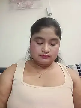 hornyriyanka online show from June 19, 2026, 2:38 am