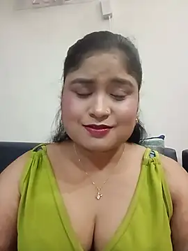 hornyriyanka online show from June 24, 2026, 2:43 am