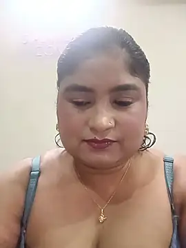 hornyriyanka online show from July 13, 2026, 2:25 am
