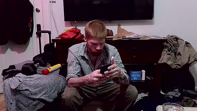 Snapshot of Magnetic127 chatting on November 7, 2025, 1:38 am Magnetic127 online show from November 7, 2025, 1:38 am