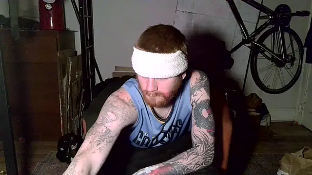 Snapshot of Magnetic127 chatting on March 2, 2026, 11:50 am Magnetic127 online show from March 2, 2026, 11:50 am