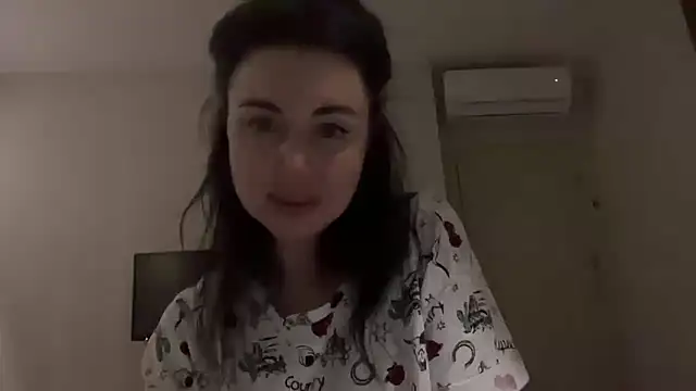 Gilin1 online show from February 8, 2026, 8:12 pm