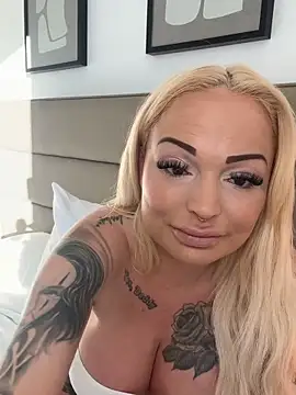 shortybig official online show from December 14, 2025, 6:08 am