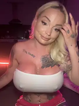 shortybig official online show from May 6, 2026, 3:57 am