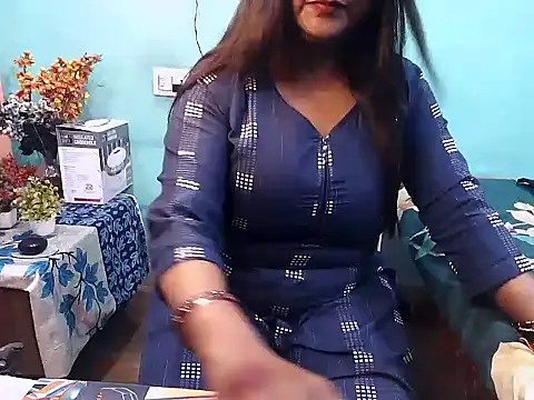 Snapshot of PREETI_BABY chatting on October 22, 2025, 4:35 am PREETI BABY online show from October 22, 2025, 4:35 am
