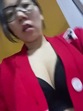 xinmeng-000 online show from January 11, 2026, 4:34 pm