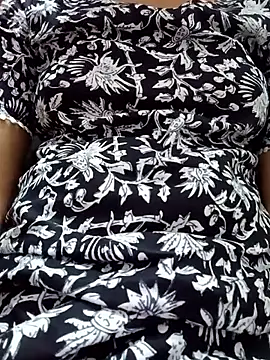 kittu0987 online show from April 8, 2026, 1:44 pm