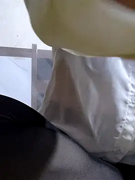 Maria2299 online show from February 19, 2026, 8:43 am