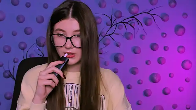 Snapshot of lissa_night chatting on December 16, 2025, 10:09 am lissa night online show from December 16, 2025, 10:09 am