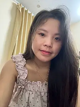 Bella 7777 online show from May 12, 2026, 3:42 pm