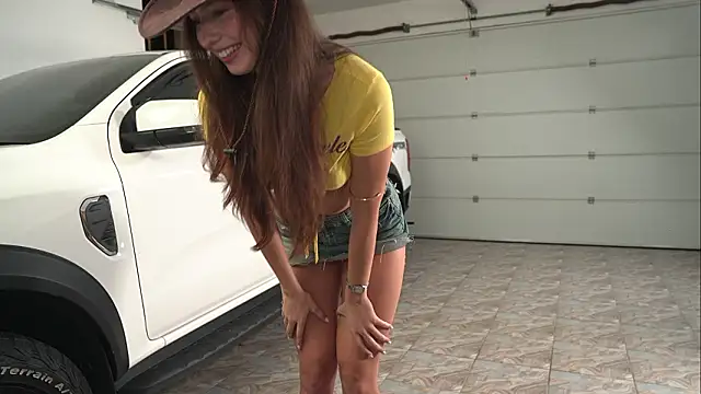 LIttle Rina  online show from March 15, 2026, 6:58 pm