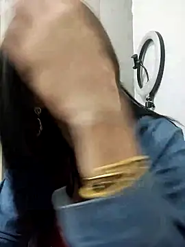 Kellye hotTs online show from October 19, 2025, 7:31 am