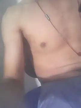 Lunaty00 online show from November 30, 2025, 9:13 am