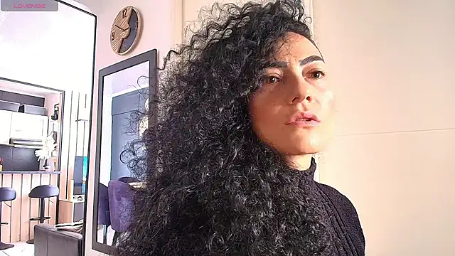 Koral369 online show from June 17, 2026, 6:42 pm