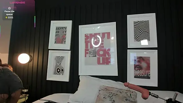 Snapshot of chiara_evanns chatting on October 14, 2025, 11:11 am chiara evanns online show from October 14, 2025, 11:11 am