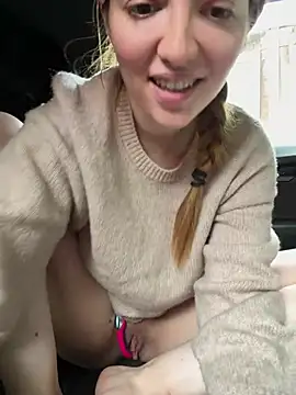 FayeFlame online show from May 11, 2026, 12:55 pm