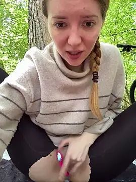 FayeFlame online show from June 16, 2026, 10:40 am