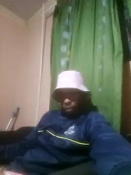 Snapshot of KingBonga chatting on September 14, 2025, 7:35 pm KingBonga online show from September 14, 2025, 7:35 pm