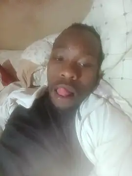 Snapshot of KingBonga chatting on September 28, 2025, 12:32 pm KingBonga online show from September 28, 2025, 12:32 pm