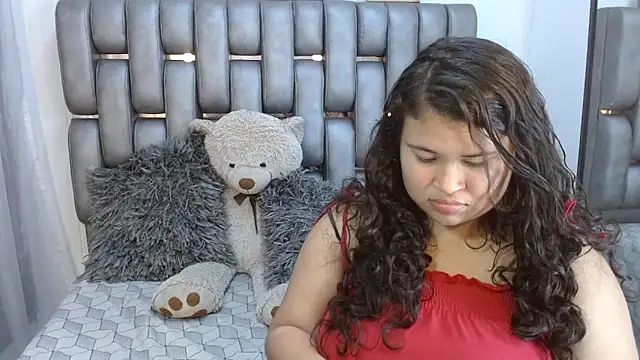 Madison Copers online show from May 9, 2026, 11:32 pm