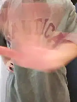 111owo111 online show from October 19, 2025, 12:39 pm