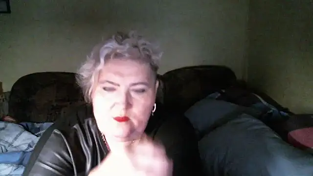 Snapshot of Lana555 chatting on September 19, 2025, 11:05 pm Lana555 online show from September 19, 2025, 11:05 pm