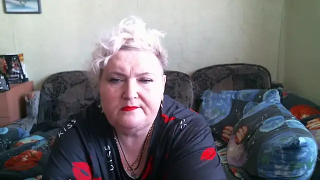 Snapshot of Lana555 chatting on September 25, 2025, 9:35 am Lana555 online show from September 25, 2025, 9:35 am