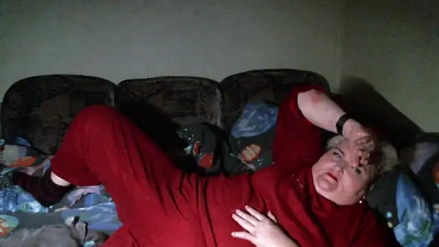 Snapshot of Lana555 chatting on September 28, 2025, 11:43 pm Lana555 online show from September 28, 2025, 11:43 pm