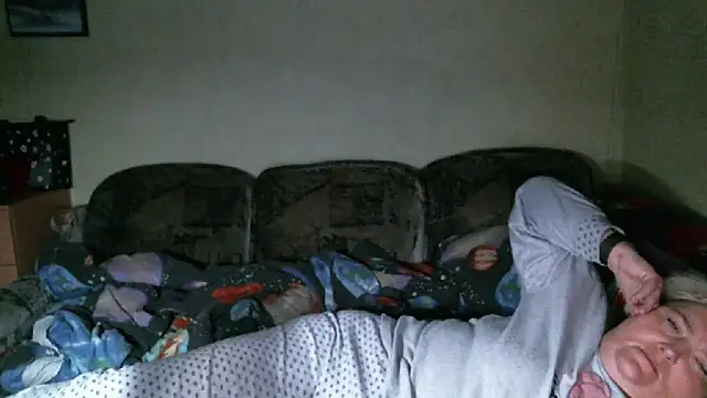 Snapshot of Lana555 chatting on October 15, 2025, 12:55 am Lana555 online show from October 15, 2025, 12:55 am