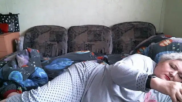 Snapshot of Lana555 chatting on October 15, 2025, 1:00 pm Lana555 online show from October 15, 2025, 1:00 pm