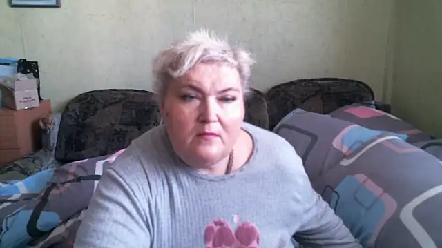 Snapshot of Lana555 chatting on May 8, 2026, 8:19 am Lana555 online show from May 8, 2026, 8:19 am