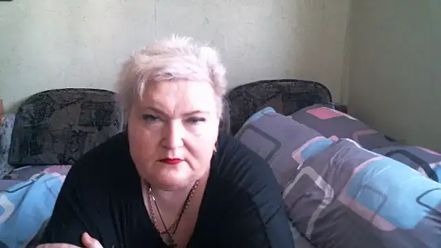 Snapshot of Lana555 chatting on May 15, 2026, 6:20 am Lana555 online show from May 15, 2026, 6:20 am