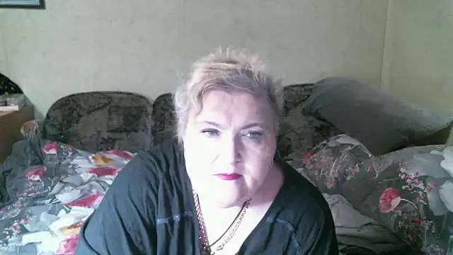 Snapshot of Lana555 chatting on May 25, 2026, 11:22 pm Lana555 online show from May 25, 2026, 11:22 pm