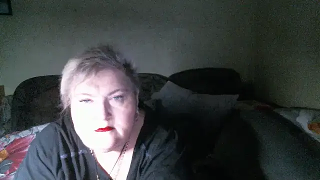 Snapshot of Lana555 chatting on May 27, 2026, 12:18 am Lana555 online show from May 27, 2026, 12:18 am