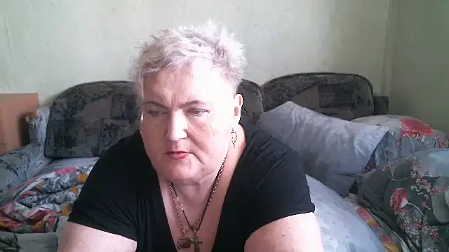 Snapshot of Lana555 chatting on June 10, 2026, 9:19 am Lana555 online show from June 10, 2026, 9:19 am