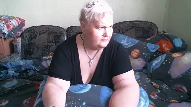 Snapshot of Lana555 chatting on June 11, 2026, 9:40 am Lana555 online show from June 11, 2026, 9:40 am