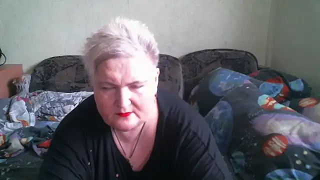 Snapshot of Lana555 chatting on June 17, 2026, 11:23 am Lana555 online show from June 17, 2026, 11:23 am