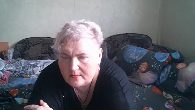 Snapshot of Lana555 chatting on June 18, 2026, 5:41 am Lana555 online show from June 18, 2026, 5:41 am