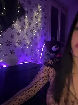 Snapshot of Mihadttraf chatting on March 11, 2026, 11:00 pm Mihadttraf online show from March 11, 2026, 11:00 pm