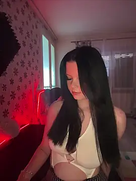 Snapshot of Mihadttraf chatting on March 15, 2026, 2:56 pm Mihadttraf online show from March 15, 2026, 2:56 pm