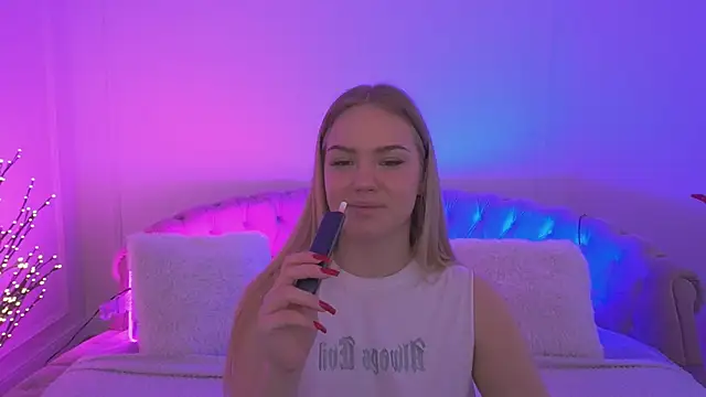 CelesteNoir online show from January 13, 2026, 8:30 am