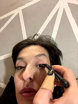 Piggiteablacktea online show from November 26, 2025, 5:14 pm