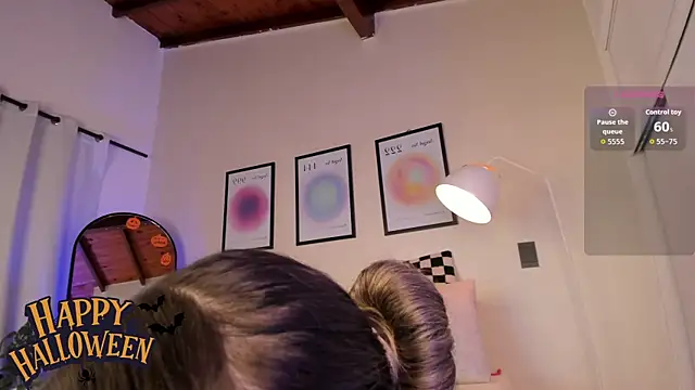 Snapshot of AriaMuse chatting on October 30, 2025, 8:09 pm AriaMuse online show from October 30, 2025, 8:09 pm