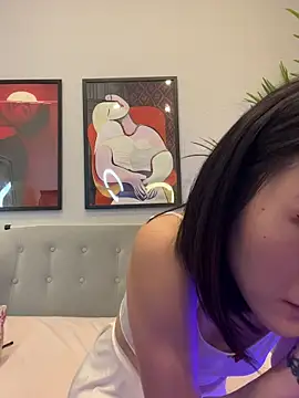 AikoYamada online show from November 1, 2025, 6:26 am