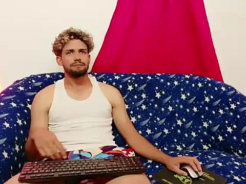 Snapshot of cristian-gp chatting on October 31, 2025, 1:50 am cristian-gp online show from October 31, 2025, 1:50 am