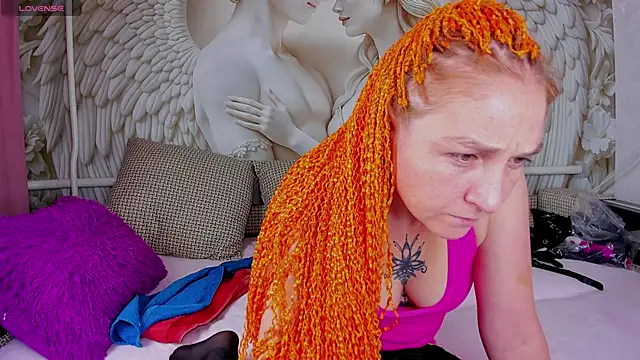 Snapshot of Gerald_and_Kristy chatting on September 29, 2025, 9:36 am Gerald and Kristy online show from September 29, 2025, 9:36 am