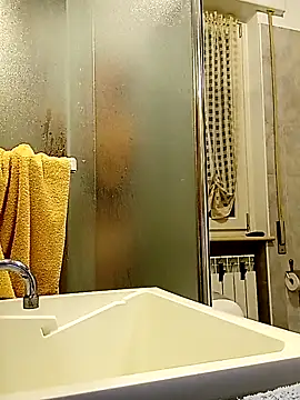 Io125 online show from November 28, 2025, 5:04 pm